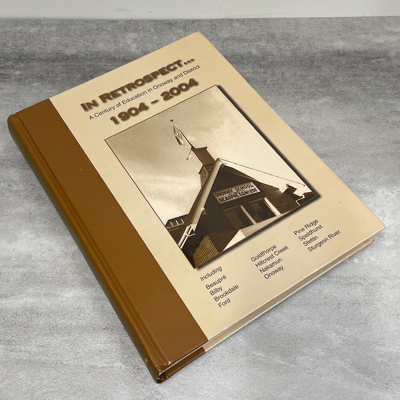 In Retrospect Onoway Beaupre Alberta Education History Canada Used Book