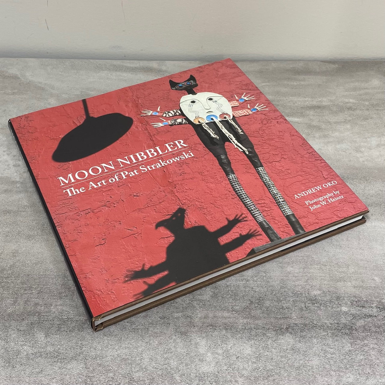 Moon Nibbler Art of Pat Strakowski Canada Canadian Art Artist Used Book