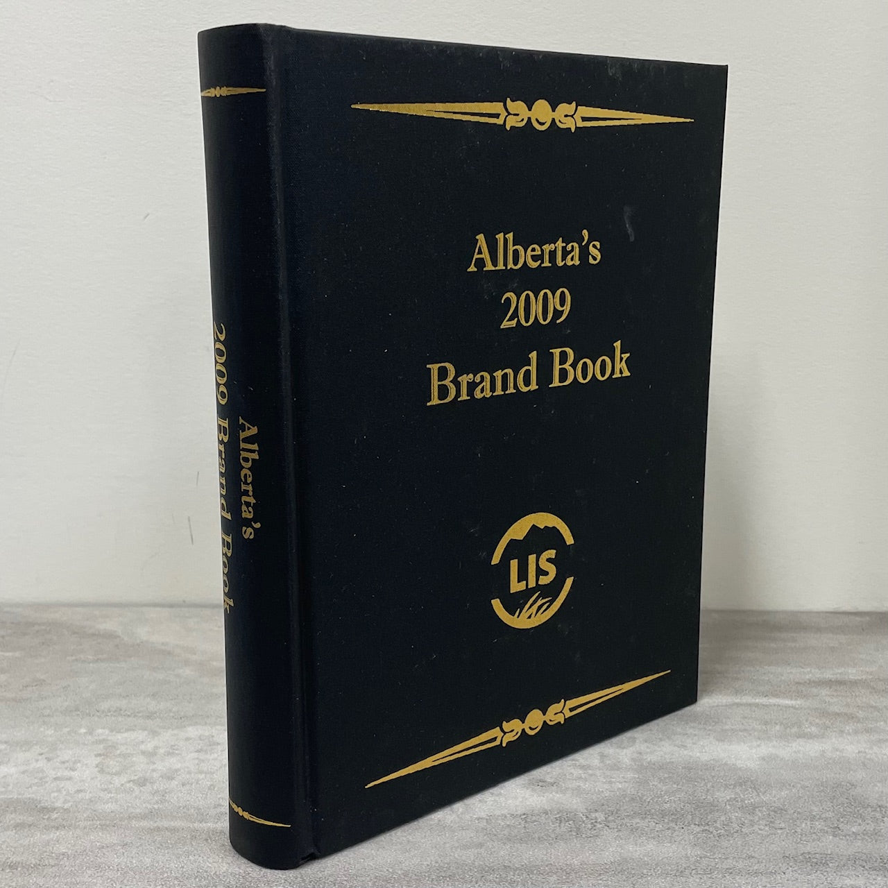 Alberta Brand 2009 History Canada Canadian Cattle Ranching Cowboy Used Book