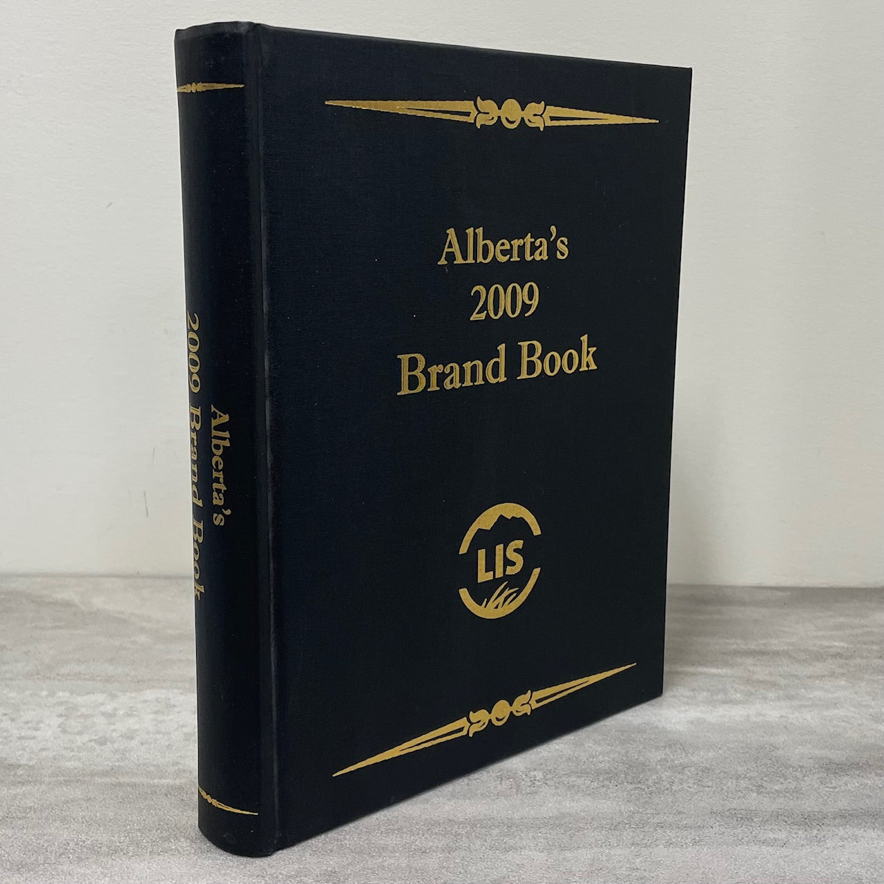 Alberta Brand 2009 History Canada Canadian Cattle Ranching Cowboy Used Book